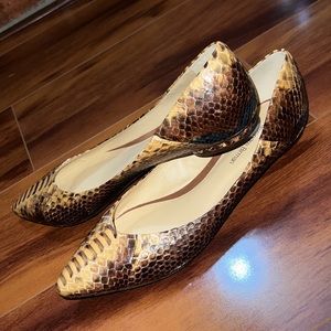 Alexandre Birman. Snakeskin pointed flats. 9.5 inches